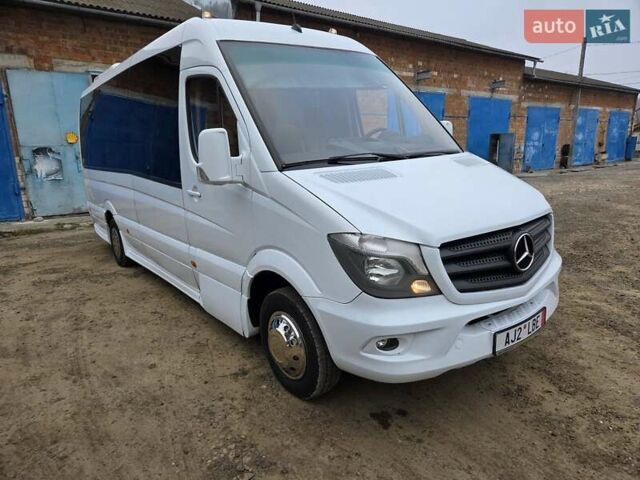 Мерседес Sprinter 2015 в Черновцах на Automoto.ua Белый Мерседес Sprinter, объемом двигателя 3 л и пробегом 497 тыс. км за 49900 $, фото 8 на Automoto.ua