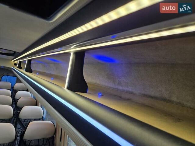 Мерседес Sprinter 2015 в Черновцах на Automoto.ua Белый Мерседес Sprinter, объемом двигателя 3 л и пробегом 497 тыс. км за 49900 $, фото 42 на Automoto.ua
