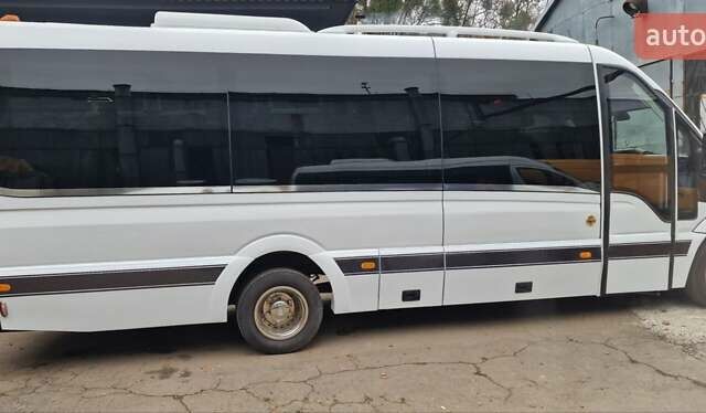 Белый Мерседес Sprinter, объемом двигателя 3 л и пробегом 340 тыс. км за 59900 $, фото 13 на Automoto.ua