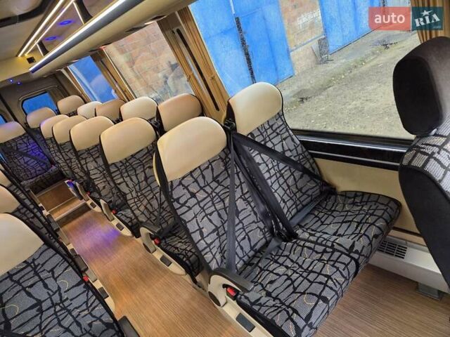 Мерседес Sprinter 2015 в Черновцах на Automoto.ua Белый Мерседес Sprinter, объемом двигателя 3 л и пробегом 497 тыс. км за 49900 $, фото 41 на Automoto.ua