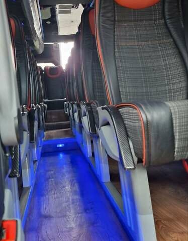 Белый Мерседес Sprinter, объемом двигателя 3 л и пробегом 340 тыс. км за 59900 $, фото 32 на Automoto.ua