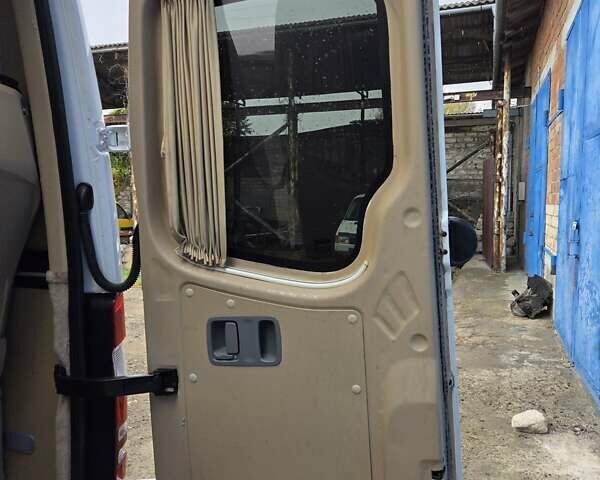 Мерседес Sprinter 2015 в Черновцах на Automoto.ua Белый Мерседес Sprinter, объемом двигателя 3 л и пробегом 497 тыс. км за 49900 $, фото 27 на Automoto.ua