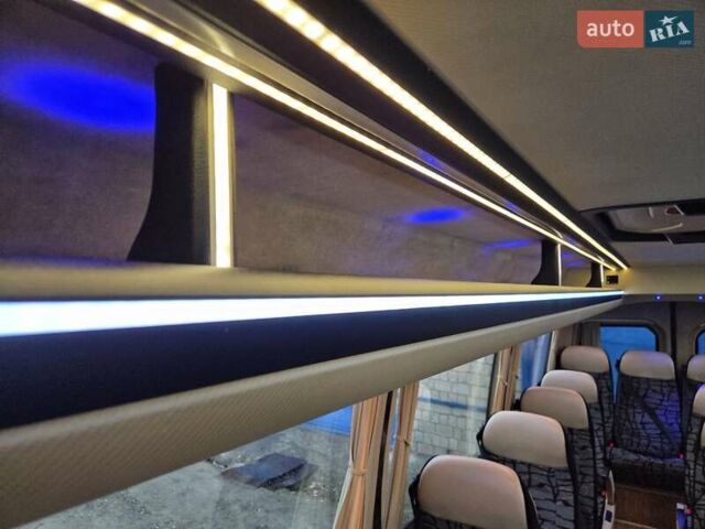 Мерседес Sprinter 2015 в Черновцах на Automoto.ua Белый Мерседес Sprinter, объемом двигателя 3 л и пробегом 497 тыс. км за 49900 $, фото 43 на Automoto.ua