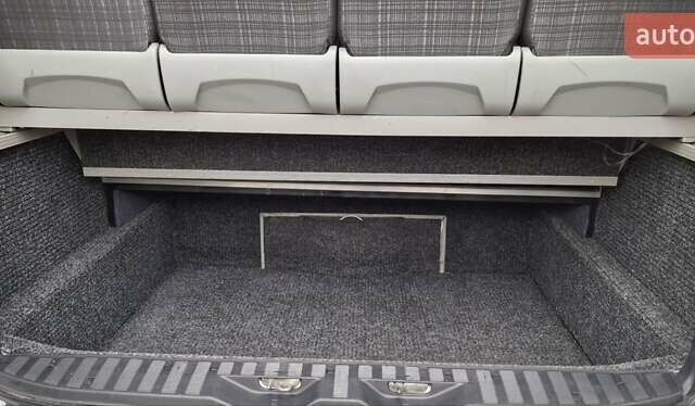 Белый Мерседес Sprinter, объемом двигателя 3 л и пробегом 340 тыс. км за 59900 $, фото 40 на Automoto.ua