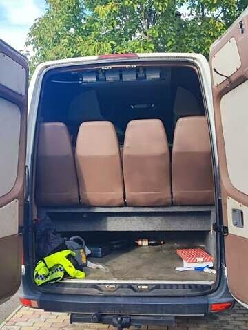Белый Мерседес Sprinter, объемом двигателя 2.14 л и пробегом 486 тыс. км за 34800 $, фото 8 на Automoto.ua