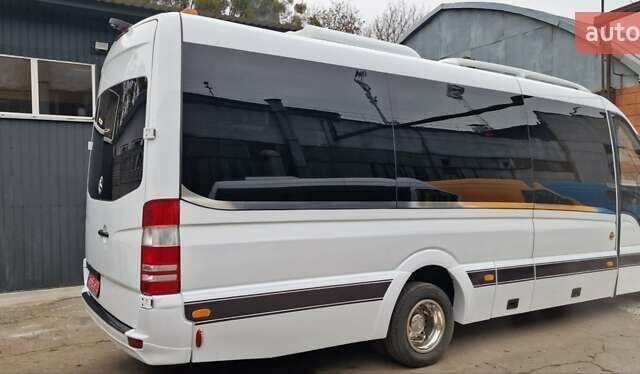 Белый Мерседес Sprinter, объемом двигателя 3 л и пробегом 340 тыс. км за 59900 $, фото 12 на Automoto.ua