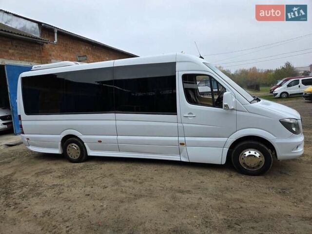 Мерседес Sprinter 2015 в Черновцах на Automoto.ua Белый Мерседес Sprinter, объемом двигателя 3 л и пробегом 497 тыс. км за 49900 $, фото 17 на Automoto.ua