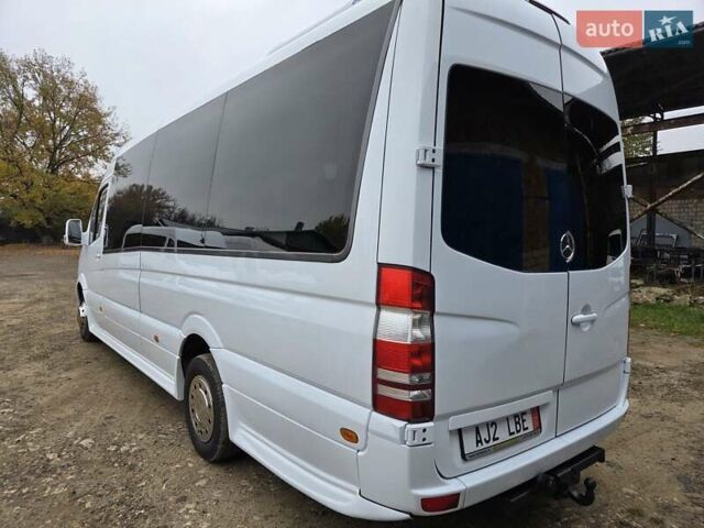Мерседес Sprinter 2015 в Черновцах на Automoto.ua Белый Мерседес Sprinter, объемом двигателя 3 л и пробегом 497 тыс. км за 49900 $, фото 16 на Automoto.ua