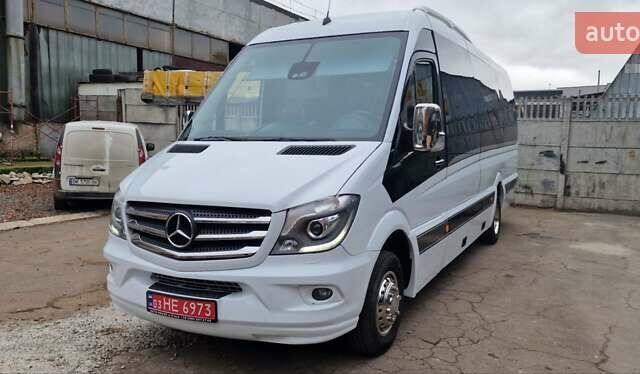 Белый Мерседес Sprinter, объемом двигателя 3 л и пробегом 340 тыс. км за 59900 $, фото 3 на Automoto.ua