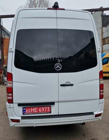 Белый Мерседес Sprinter, объемом двигателя 3 л и пробегом 340 тыс. км за 59900 $, фото 18 на Automoto.ua
