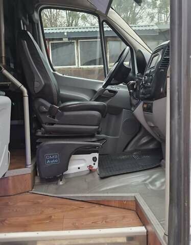 Белый Мерседес Sprinter, объемом двигателя 3 л и пробегом 340 тыс. км за 59900 $, фото 34 на Automoto.ua