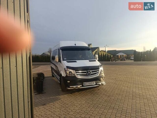 Белый Мерседес Sprinter, объемом двигателя 0 л и пробегом 259 тыс. км за 24800 $, фото 2 на Automoto.ua