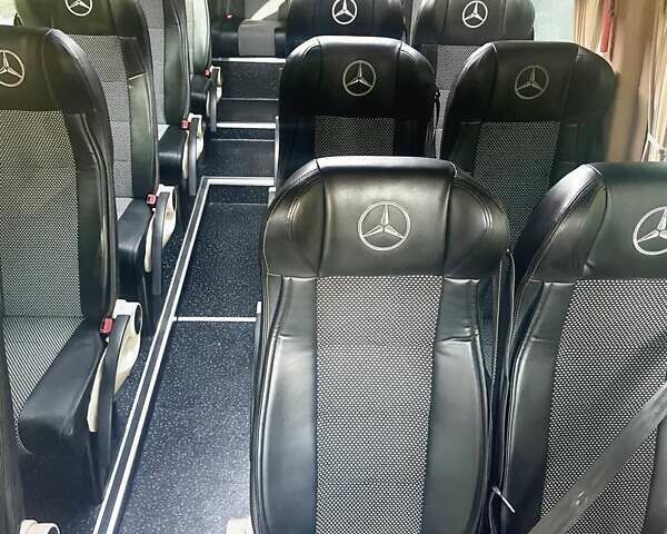 Белый Мерседес Sprinter, объемом двигателя 2.9 л и пробегом 400 тыс. км за 54999 $, фото 23 на Automoto.ua