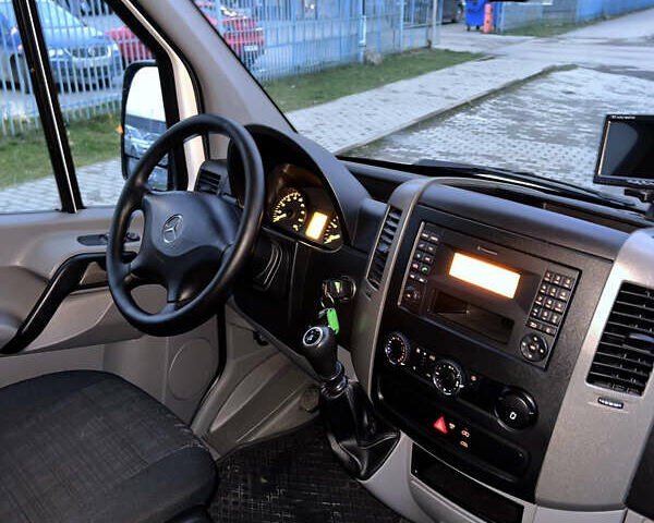 Білий Мерседес Sprinter, об'ємом двигуна 2.14 л та пробігом 212 тис. км за 44999 $, фото 26 на Automoto.ua