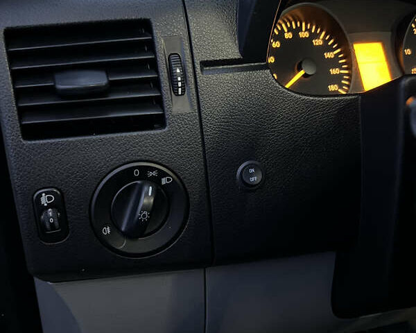 Білий Мерседес Sprinter, об'ємом двигуна 2.14 л та пробігом 212 тис. км за 44999 $, фото 20 на Automoto.ua