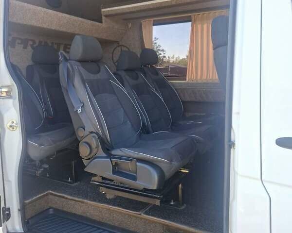 Белый Мерседес Sprinter, объемом двигателя 2.99 л и пробегом 650 тыс. км за 28500 $, фото 9 на Automoto.ua