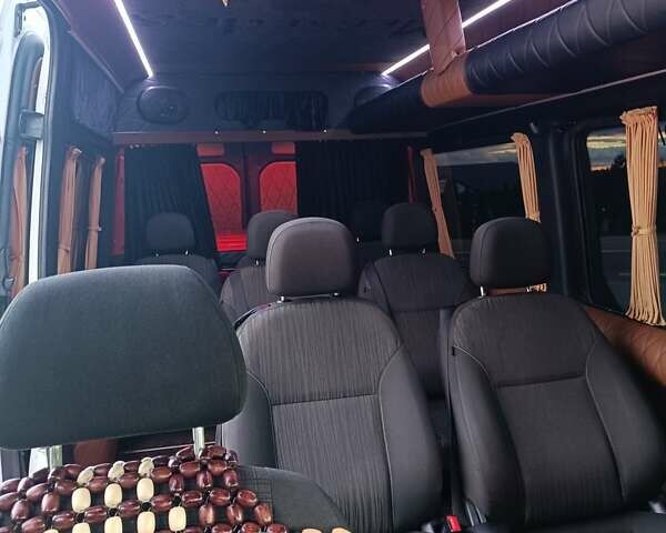 Белый Мерседес Sprinter, объемом двигателя 0 л и пробегом 259 тыс. км за 24800 $, фото 24 на Automoto.ua