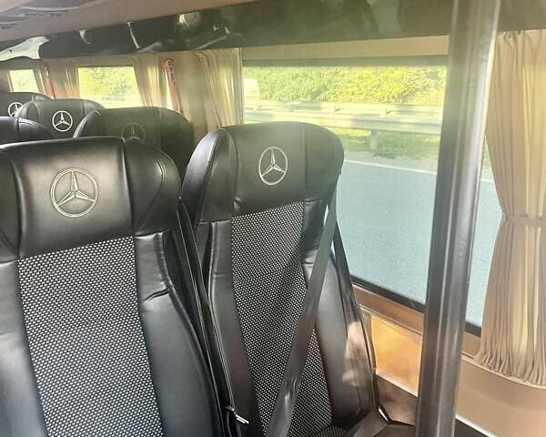 Белый Мерседес Sprinter, объемом двигателя 2.9 л и пробегом 400 тыс. км за 54999 $, фото 15 на Automoto.ua