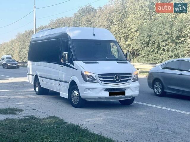 Белый Мерседес Sprinter, объемом двигателя 2.9 л и пробегом 400 тыс. км за 54999 $, фото 5 на Automoto.ua