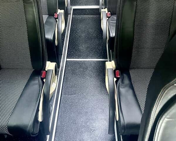 Белый Мерседес Sprinter, объемом двигателя 2.9 л и пробегом 400 тыс. км за 54999 $, фото 26 на Automoto.ua