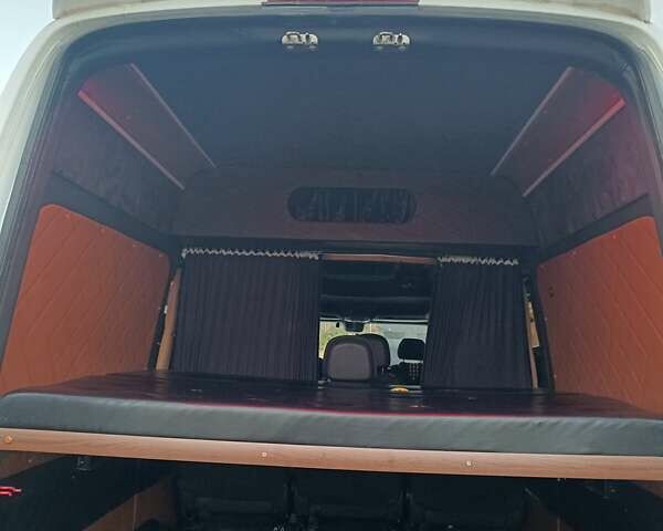Белый Мерседес Sprinter, объемом двигателя 0 л и пробегом 259 тыс. км за 24800 $, фото 26 на Automoto.ua