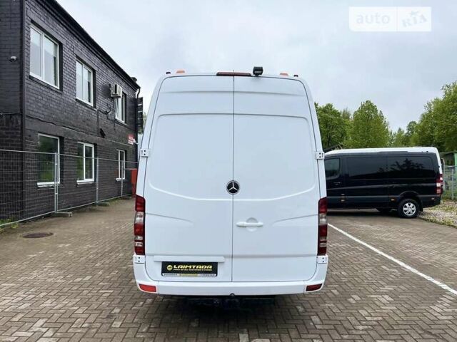 Белый Мерседес Sprinter, объемом двигателя 3 л и пробегом 457 тыс. км за 46000 $, фото 13 на Automoto.ua