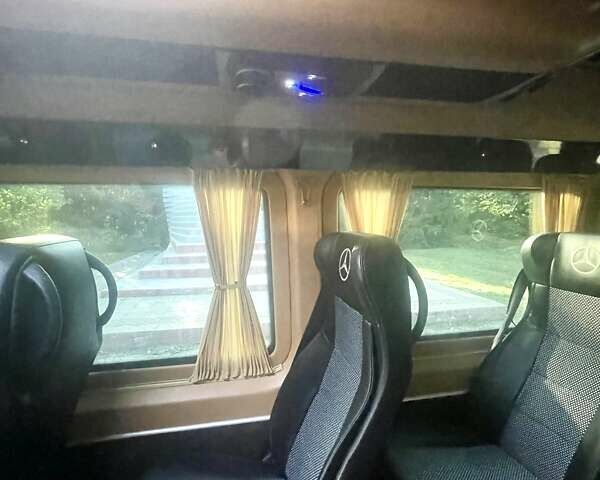 Белый Мерседес Sprinter, объемом двигателя 2.9 л и пробегом 400 тыс. км за 54999 $, фото 17 на Automoto.ua