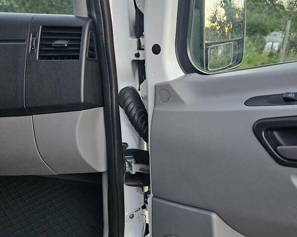 Білий Мерседес Sprinter, об'ємом двигуна 2.99 л та пробігом 280 тис. км за 35900 $, фото 46 на Automoto.ua