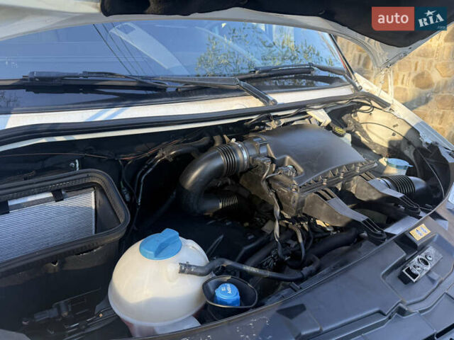 Белый Мерседес Sprinter, объемом двигателя 3 л и пробегом 312 тыс. км за 63800 $, фото 41 на Automoto.ua