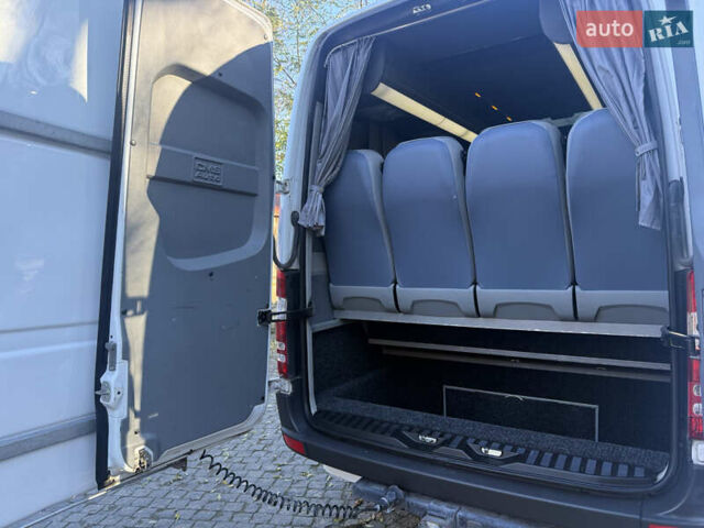 Белый Мерседес Sprinter, объемом двигателя 3 л и пробегом 312 тыс. км за 63800 $, фото 63 на Automoto.ua