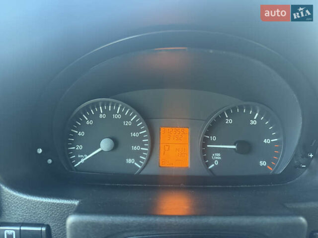 Белый Мерседес Sprinter, объемом двигателя 3 л и пробегом 312 тыс. км за 63800 $, фото 72 на Automoto.ua