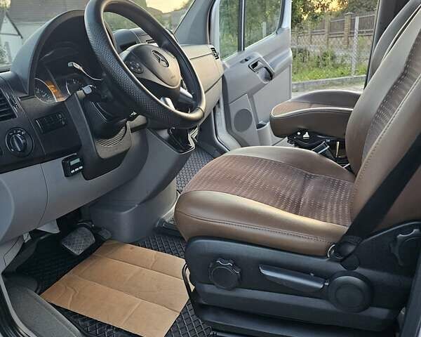 Білий Мерседес Sprinter, об'ємом двигуна 2.99 л та пробігом 280 тис. км за 35900 $, фото 12 на Automoto.ua