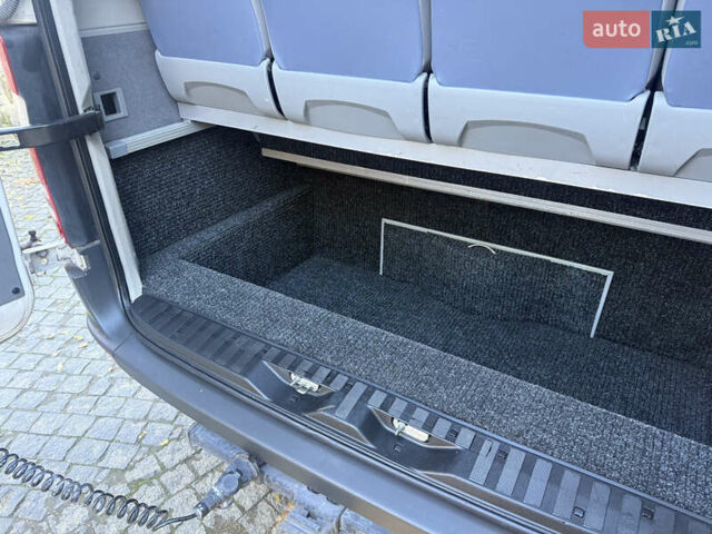 Белый Мерседес Sprinter, объемом двигателя 3 л и пробегом 312 тыс. км за 63800 $, фото 51 на Automoto.ua