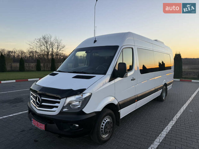 Белый Мерседес Sprinter, объемом двигателя 3 л и пробегом 312 тыс. км за 63800 $, фото 6 на Automoto.ua