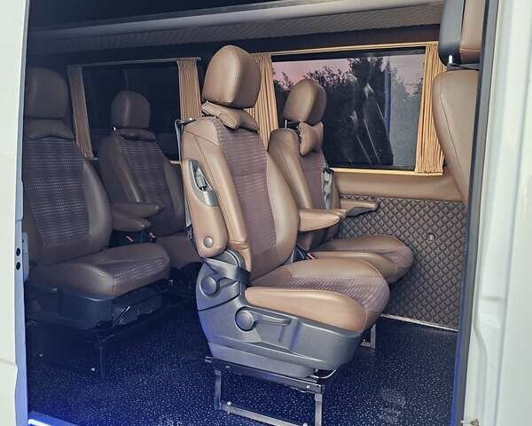 Білий Мерседес Sprinter, об'ємом двигуна 2.99 л та пробігом 280 тис. км за 35900 $, фото 27 на Automoto.ua