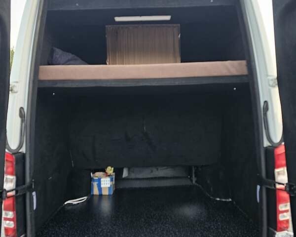 Білий Мерседес Sprinter, об'ємом двигуна 2.99 л та пробігом 280 тис. км за 35900 $, фото 32 на Automoto.ua