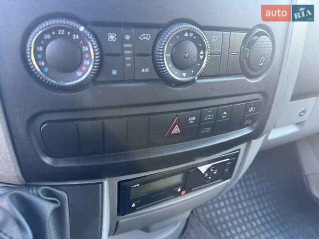 Белый Мерседес Sprinter, объемом двигателя 3 л и пробегом 312 тыс. км за 63800 $, фото 75 на Automoto.ua