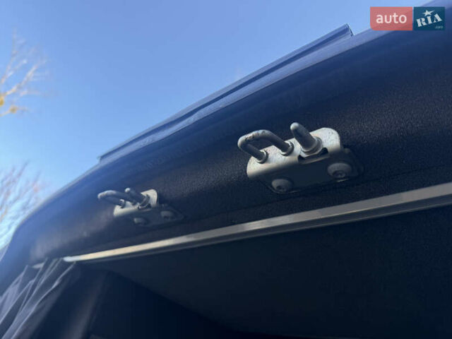 Белый Мерседес Sprinter, объемом двигателя 3 л и пробегом 312 тыс. км за 63800 $, фото 55 на Automoto.ua