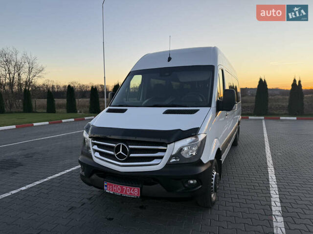 Белый Мерседес Sprinter, объемом двигателя 3 л и пробегом 312 тыс. км за 63800 $, фото 4 на Automoto.ua