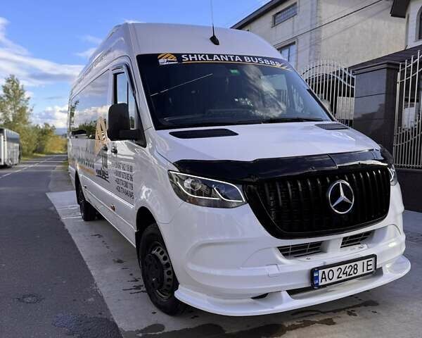 Белый Мерседес Sprinter, объемом двигателя 2.99 л и пробегом 40 тыс. км за 77500 $, фото 33 на Automoto.ua