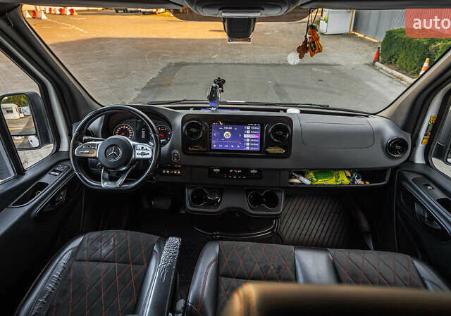 Білий Мерседес Sprinter, об'ємом двигуна 2.99 л та пробігом 390 тис. км за 60000 $, фото 6 на Automoto.ua
