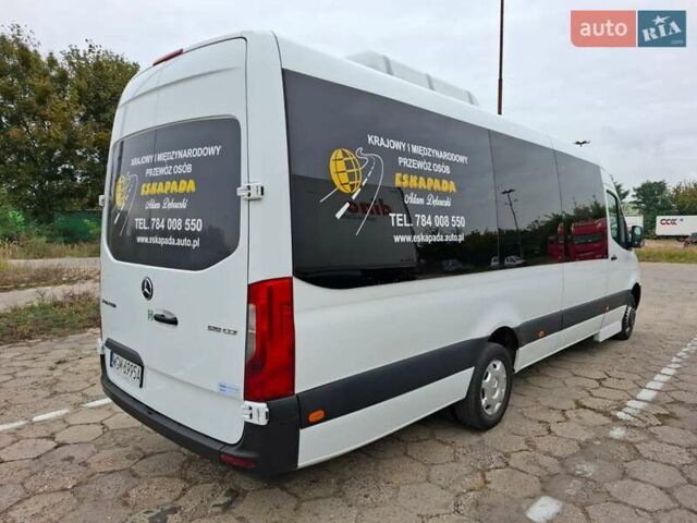 Белый Мерседес Sprinter, объемом двигателя 3 л и пробегом 331 тыс. км за 93800 $, фото 4 на Automoto.ua