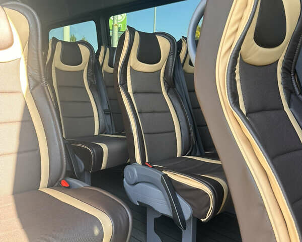 Белый Мерседес Sprinter, объемом двигателя 2.14 л и пробегом 73 тыс. км за 58500 $, фото 25 на Automoto.ua