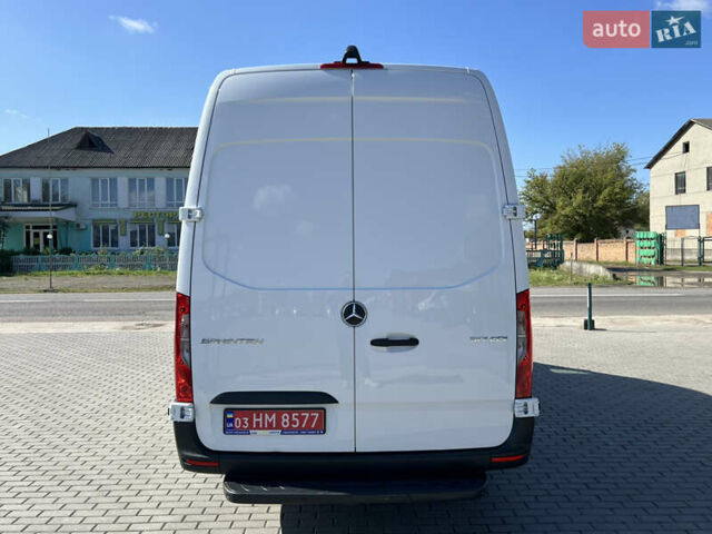 Белый Мерседес Sprinter, объемом двигателя 2 л и пробегом 264 тыс. км за 26565 $, фото 3 на Automoto.ua