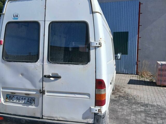 Білий Мерседес Sprinter, об'ємом двигуна 2.3 л та пробігом 674 тис. км за 2482 $, фото 2 на Automoto.ua