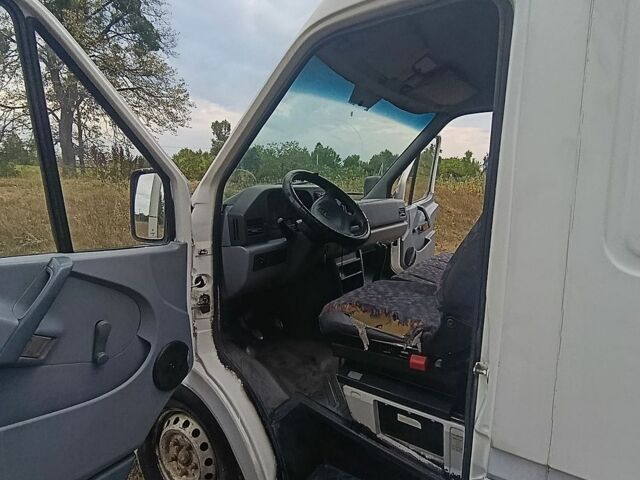 Білий Мерседес Sprinter, об'ємом двигуна 2.87 л та пробігом 900 тис. км за 3800 $, фото 15 на Automoto.ua