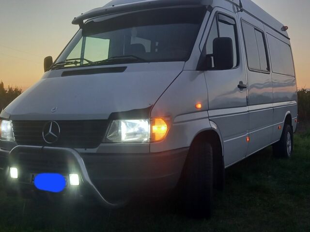 Белый Мерседес Sprinter, объемом двигателя 0 л и пробегом 500 тыс. км за 7330 $, фото 1 на Automoto.ua