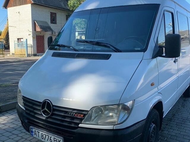 Белый Мерседес Sprinter, объемом двигателя 2.15 л и пробегом 652 тыс. км за 7800 $, фото 7 на Automoto.ua