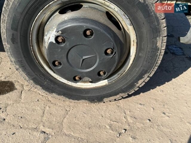 Белый Мерседес Sprinter, объемом двигателя 2.69 л и пробегом 617 тыс. км за 13500 $, фото 11 на Automoto.ua