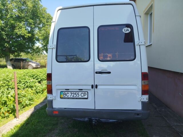 Белый Мерседес Sprinter, объемом двигателя 2.9 л и пробегом 446 тыс. км за 9500 $, фото 5 на Automoto.ua